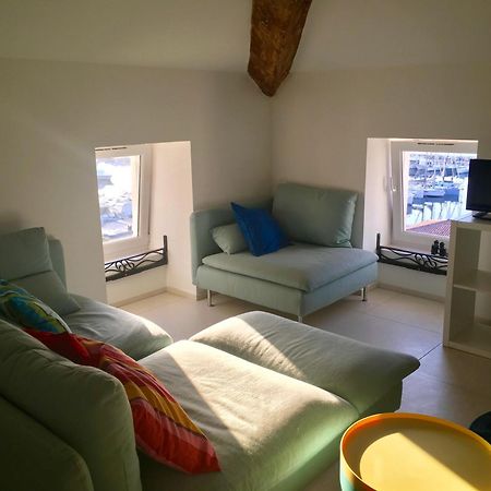 Grand appartement style loft bord de mer Propriano  Buitenkant foto