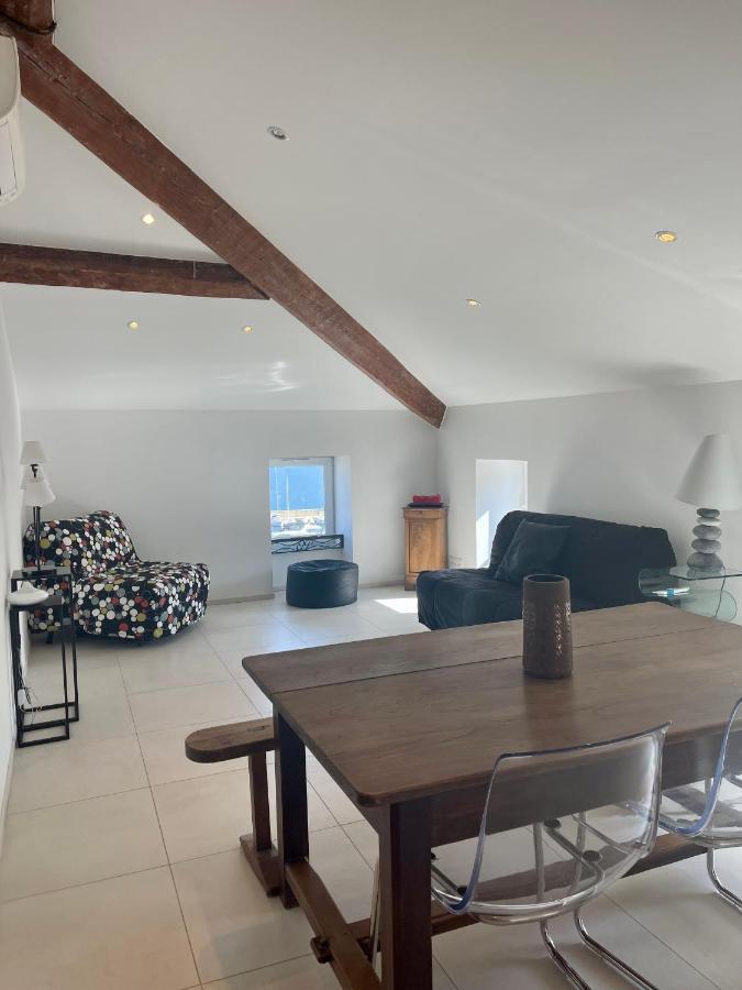Grand appartement style loft bord de mer Propriano  Buitenkant foto
