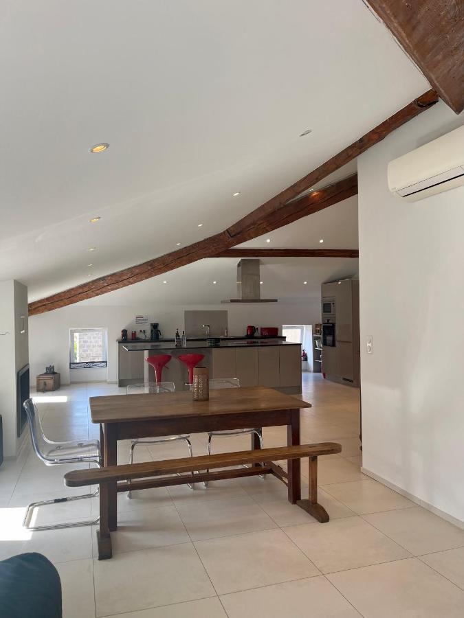 Grand appartement style loft bord de mer Propriano  Buitenkant foto