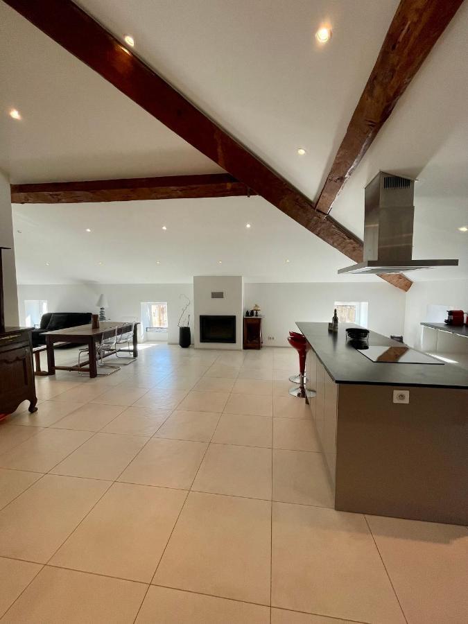 Grand appartement style loft bord de mer Propriano  Buitenkant foto