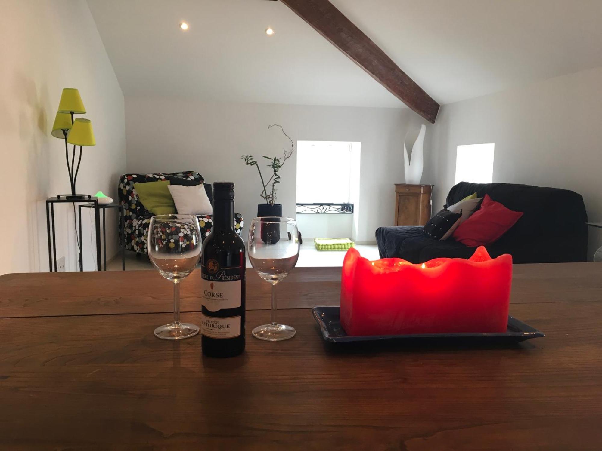 Grand appartement style loft bord de mer Propriano  Buitenkant foto