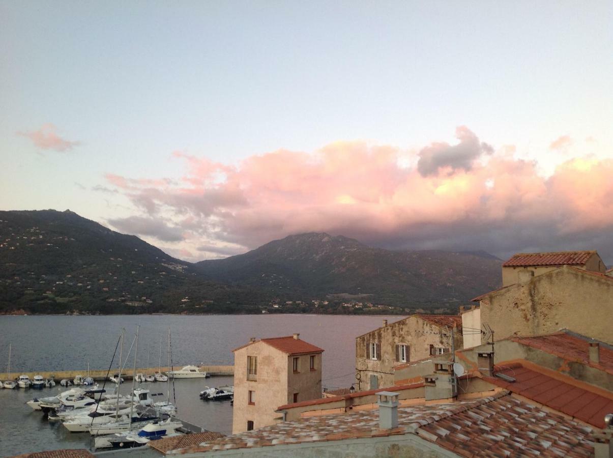 Grand appartement style loft bord de mer Propriano  Buitenkant foto
